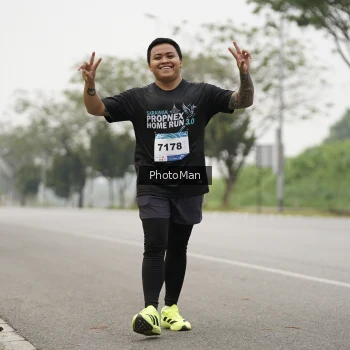 Runner Photo 3623331