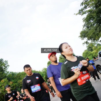 Runner Photo 3623424