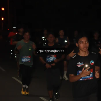 Runner Photo 3623432