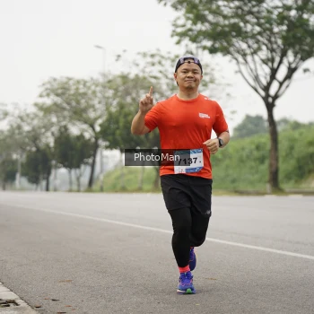 Runner Photo 3623448
