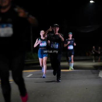 Runner Photo 3623466