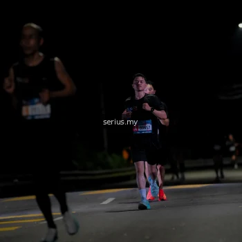 Runner Photo 3623615