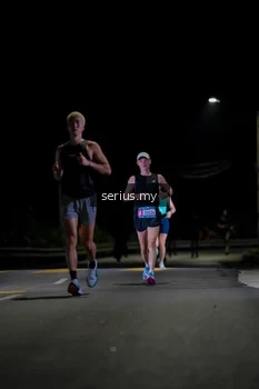 Runner Photo 3623685