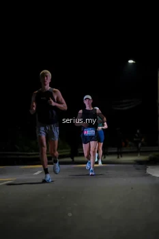 Runner Photo 3623696