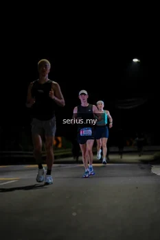 Runner Photo 3623706