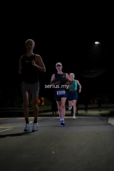 Runner Photo 3623711