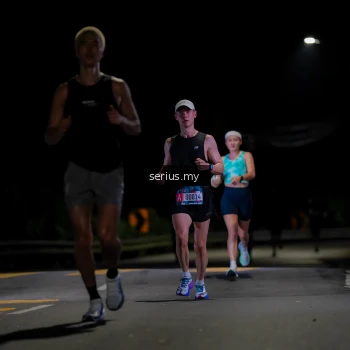 Runner Photo 3623719