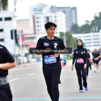 Runner Photo 3623778