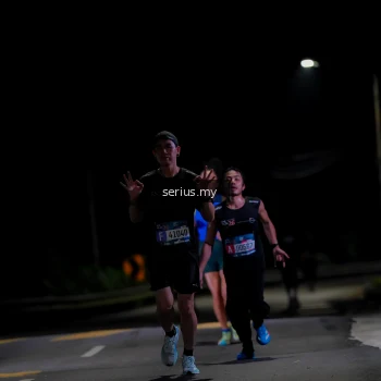 Runner Photo 3623800