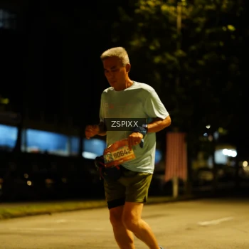 Runner Photo 3623850