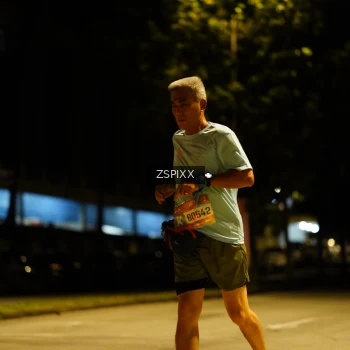 Runner Photo 3623852