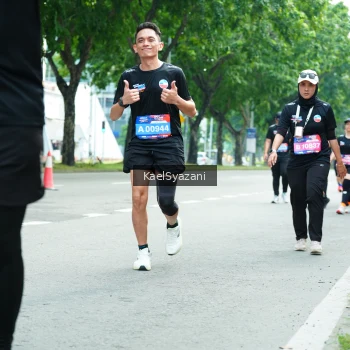 Runner Photo 3624108
