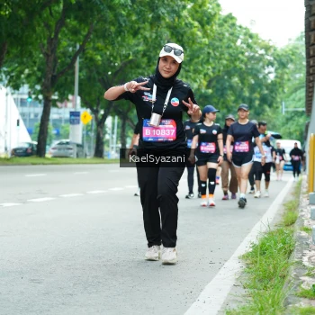 Runner Photo 3624189