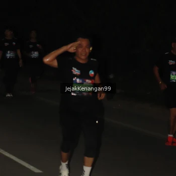 Runner Photo 3624311