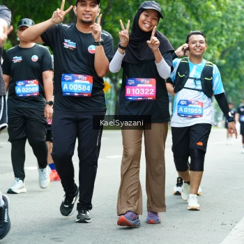 Runner Photo 3624369