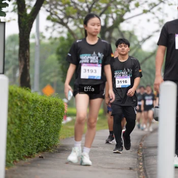 Runner Photo 3624372
