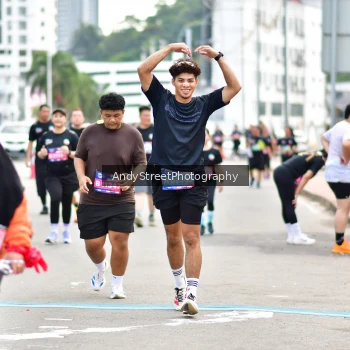 Runner Photo 3624376