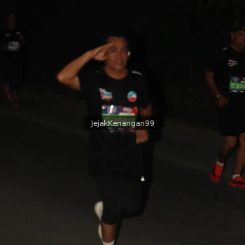 Runner Photo 3624441
