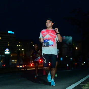 Runner Photo 3624461