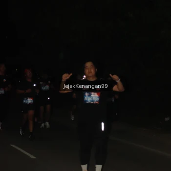 Runner Photo 3624545