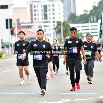 Runner Photo 3624596