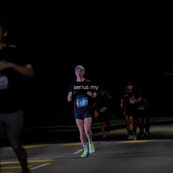 Runner Photo 3624602