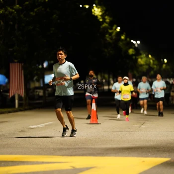Runner Photo 3624618