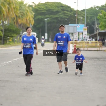 Runner Photo 3624624