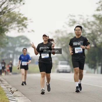 Runner Photo 3624639