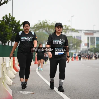 Runner Photo 3624641