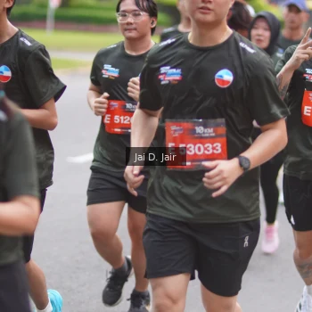 Runner Photo 3624660