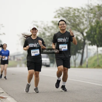 Runner Photo 3624672
