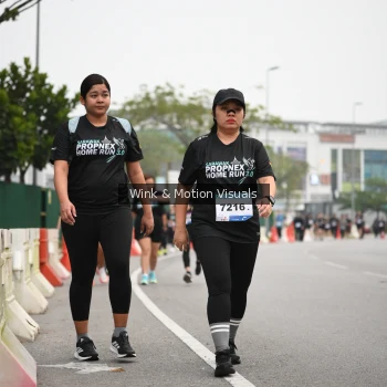 Runner Photo 3624683