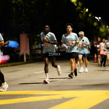 Runner Photo 3624733