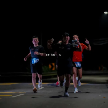 Runner Photo 3624788