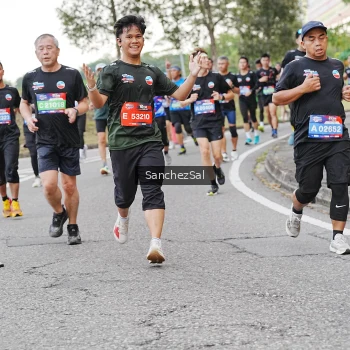 Runner Photo 3624837