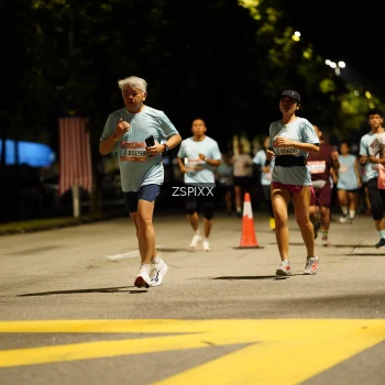 Runner Photo 3624845