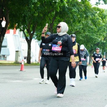 Runner Photo 3624871