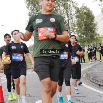 Runner Photo 3624906