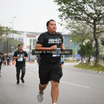 Runner Photo 3624935