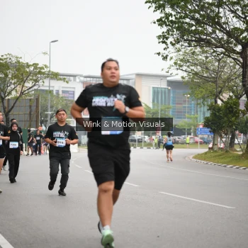Runner Photo 3624965