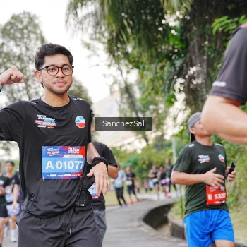 Runner Photo 3625012