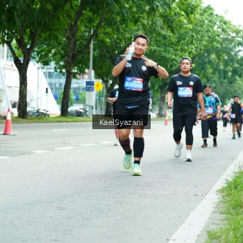 Runner Photo 3625051