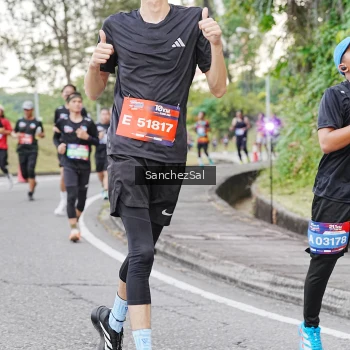 Runner Photo 3625165