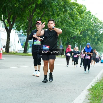 Runner Photo 3625315