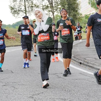 Runner Photo 3625355