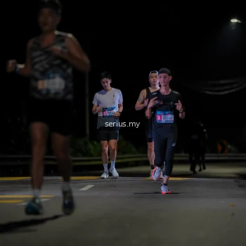 Runner Photo 3625676