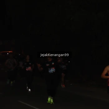 Runner Photo 3625772