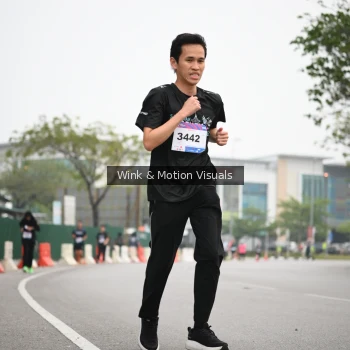 Runner Photo 3626065