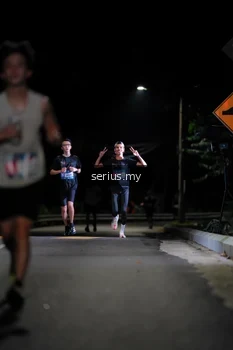 Runner Photo 3626165